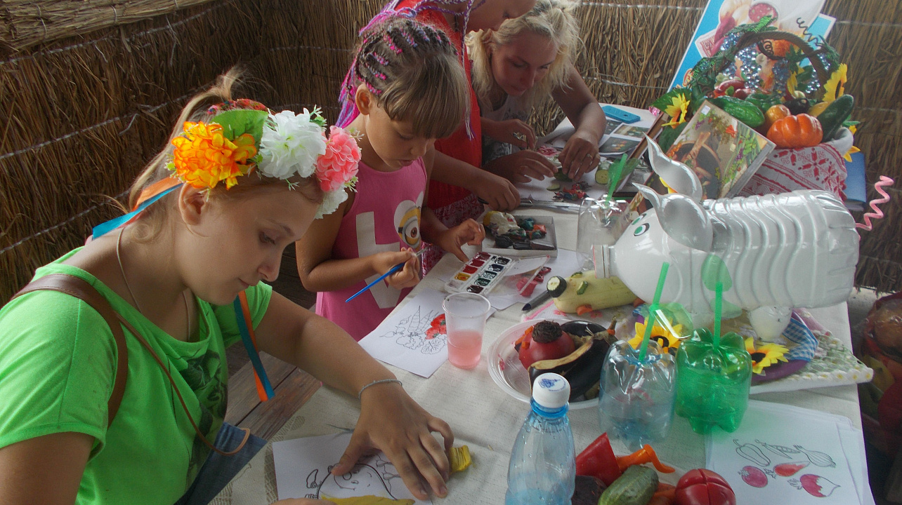 Фестиваль народного творчества в «Выставочном комплексе „Атамань“»