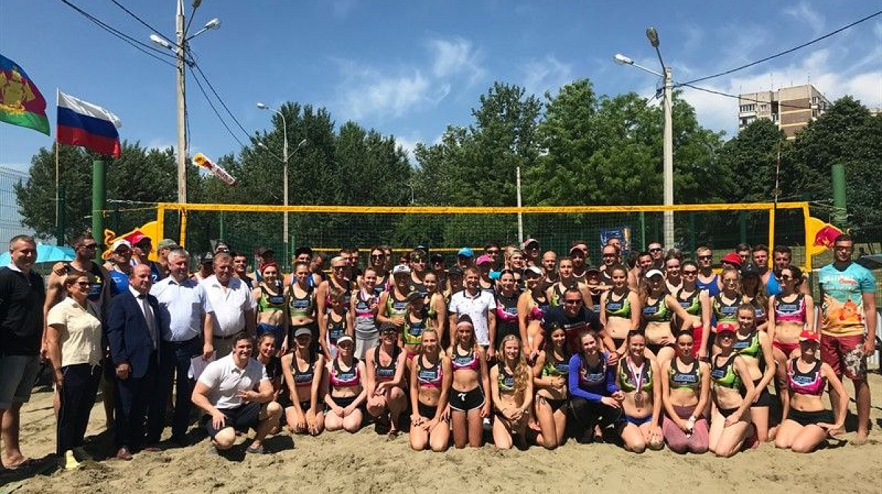 Турнир по пляжному волейболу ЮМР-OPEN прошел в Краснодаре 1 июня.jpg