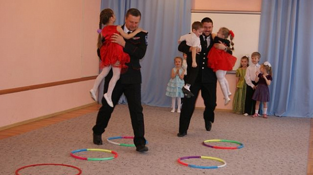 Казаки посетили детский сад