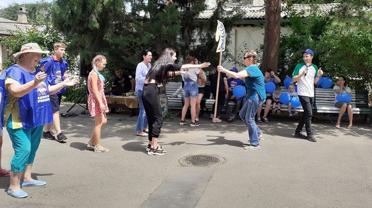 В Центральном округе прошел праздник «Вместе мы – Россия и Отечество»