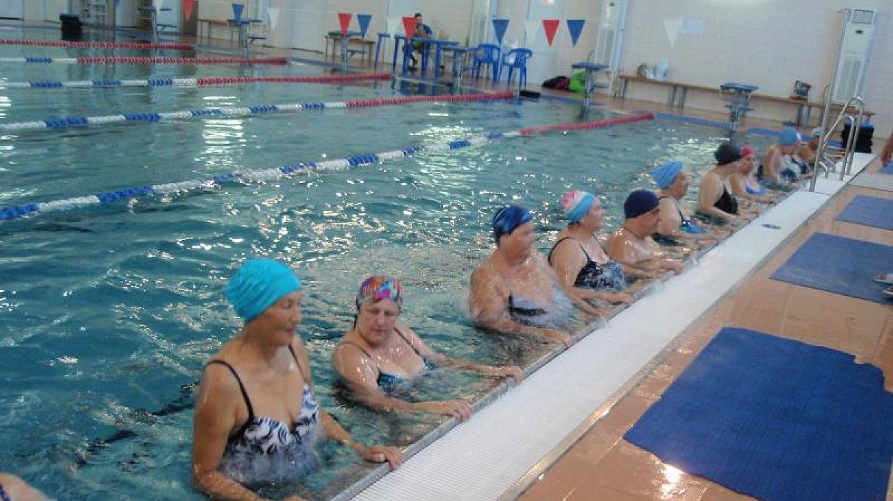 45 инвалидов Центрального округа бесплатно посещают бассейн