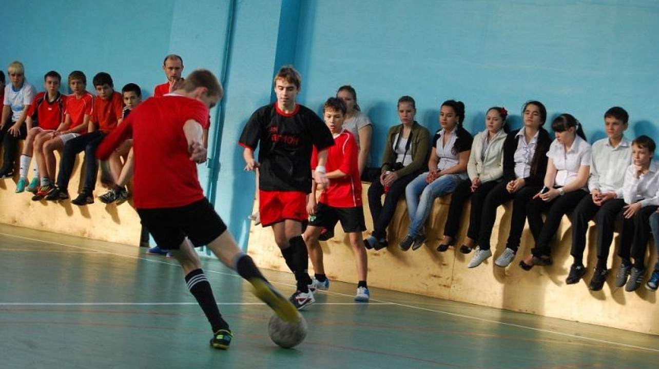 В Центральном округе состоялись финальные игры по футболу