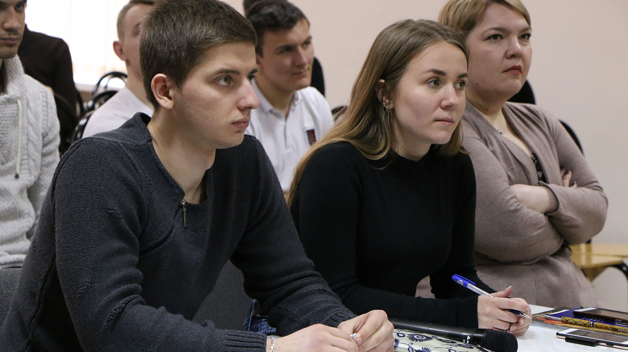 В АМТИ состоялась историческая викторина «Их подвиг вечен»