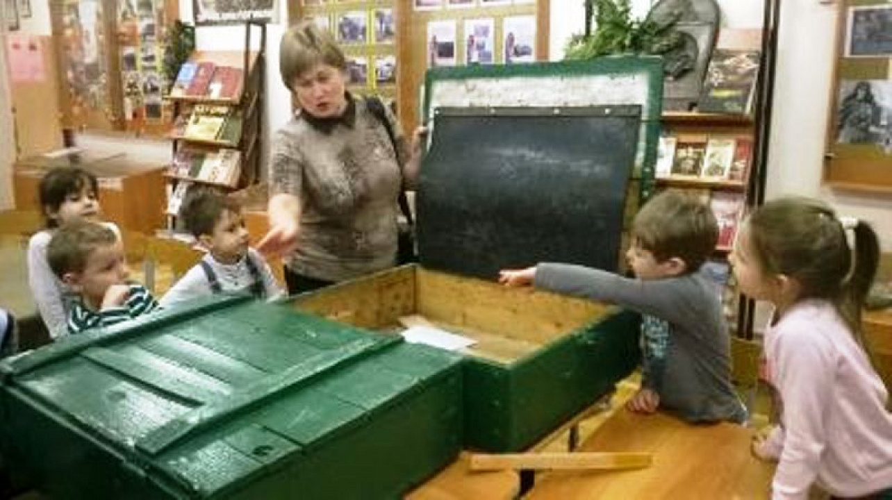 Дошкольники детского сада № 99 посетили школьный музей