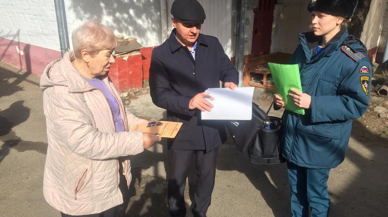 В Западном округе проверили пожаробезопасность жилого фонда в частном секторе