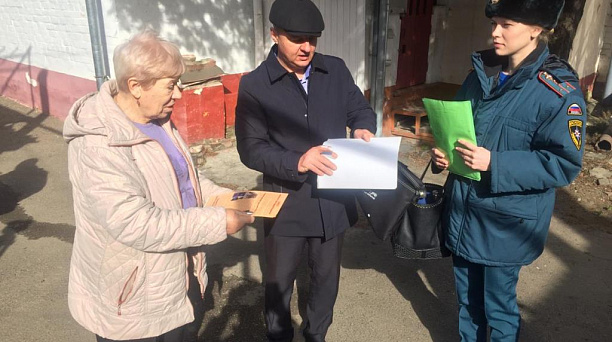 В Западном округе проверили пожаробезопасность жилого фонда в частном секторе