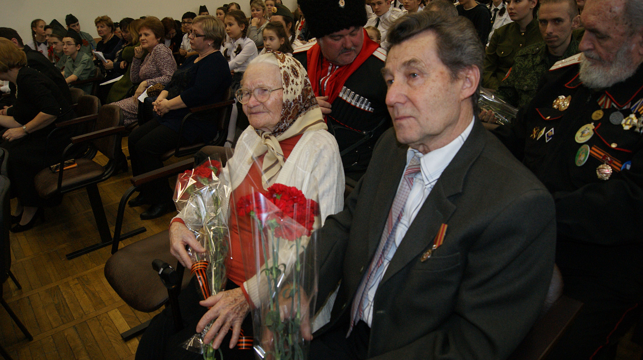 В Западном округе прошел конкурс военно-патриотической песни