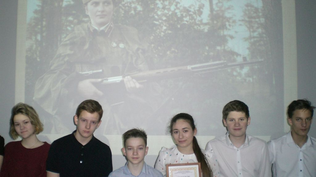 В школах Западного округа продолжается акция присвоения классам имен героев