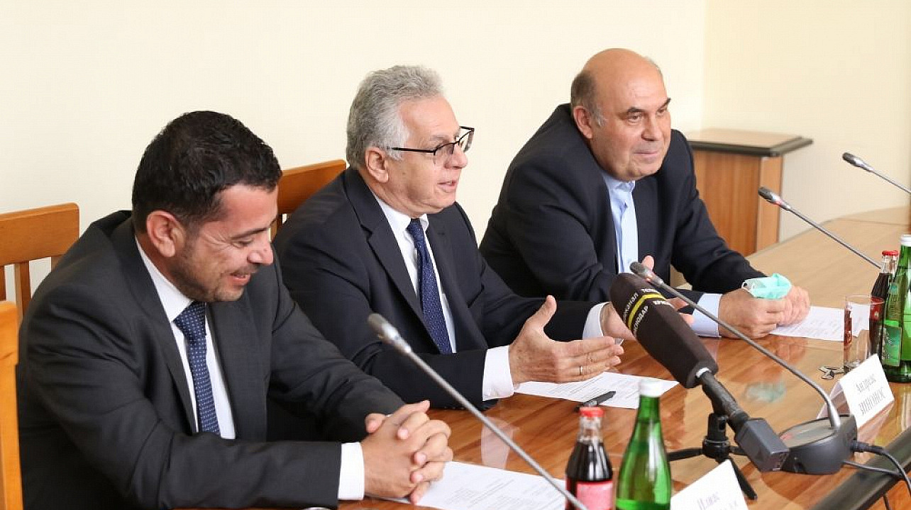 Официальные визиты 2021