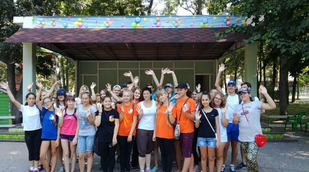 В Центральном округе прошло мероприятие «Зарядка с чемпионом»