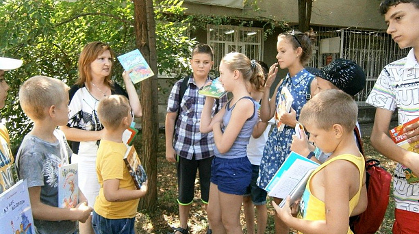 В библиотеке Западного округа представили книги для летнего чтения