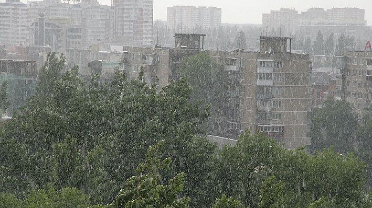 В связи с обильными осадками возможно возникновение чрезвычайных ситуаций