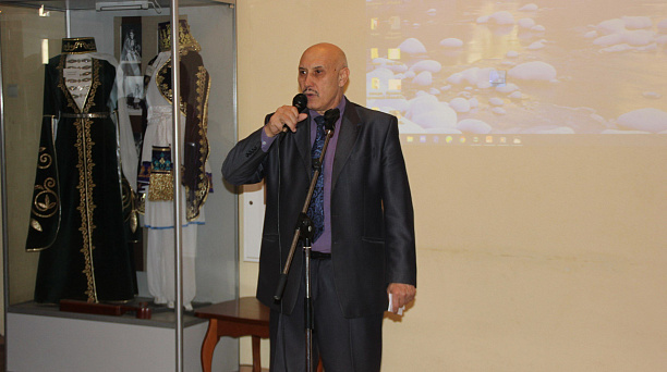 Активисты татарской общины организовали и провели вечер поэзии