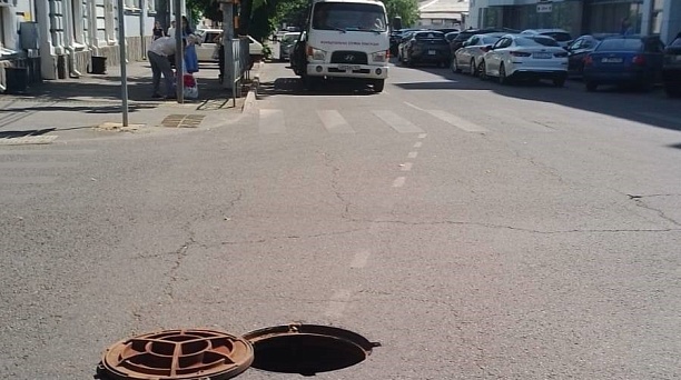 В Краснодаре на трех перекрестках с ул. Рашпилевской частично ограничат движение транспорта для ремонта водопровода 