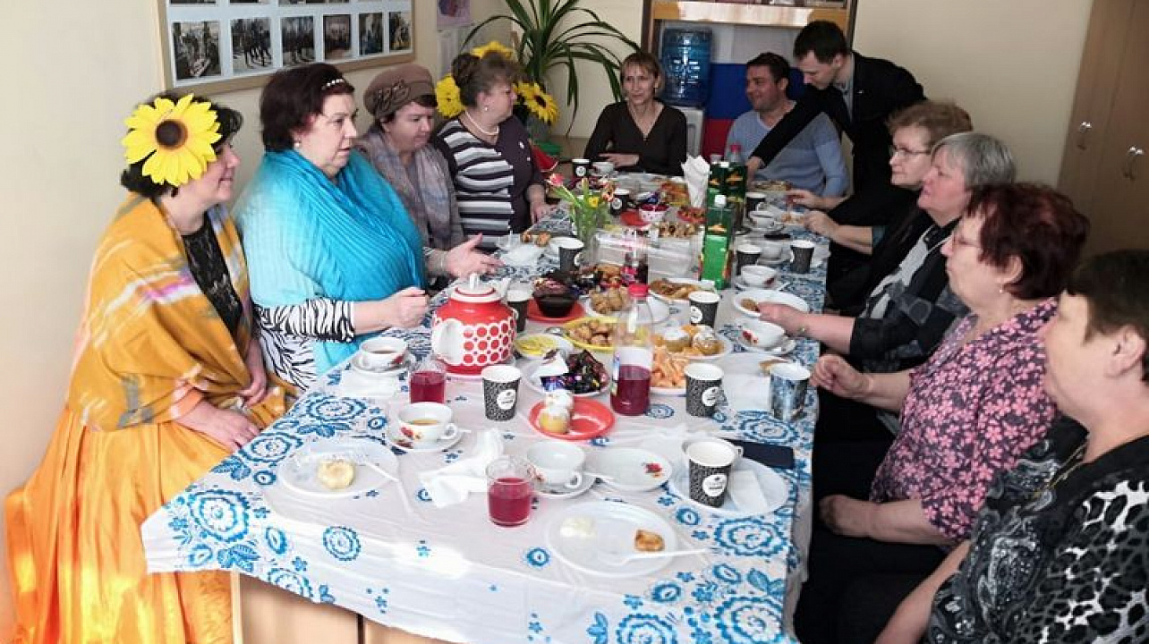 В Центральном округе празднуют Масленицу