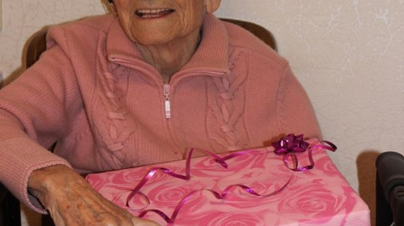 Жительница Центрального округа Ульяна Ивановна Будько отметила 100-летний юбилей