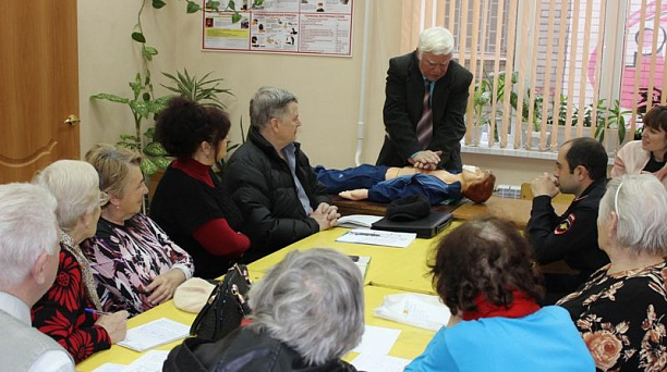 В Центральном округе проходят информационные занятия с руководителями органов ТОС