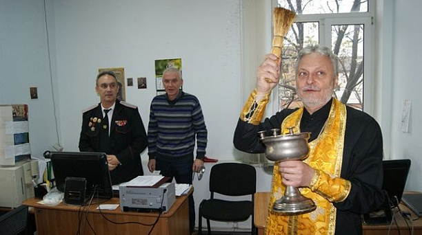 В штабе Екатеринодарского районного казачьего общества прошёл чин освящения помещений