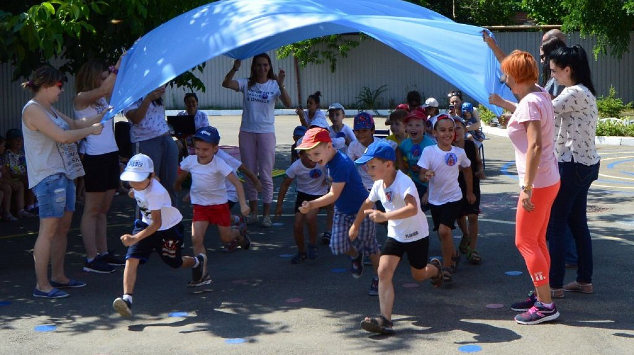 В детских садах Западного округа прошли праздники  по случаю  Дня семьи, любви и верности