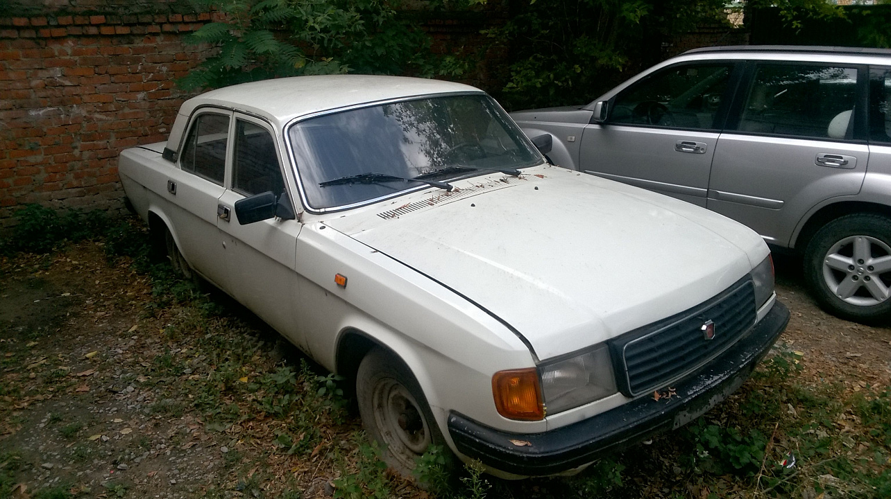 В Западном округе продолжается мониторинг по выявлению и уборки транспортных средств, брошенных собственниками