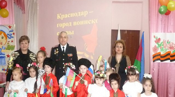 Дошкольные учреждения Западного округа приняли эстафету месячника военно-патриотической работы 