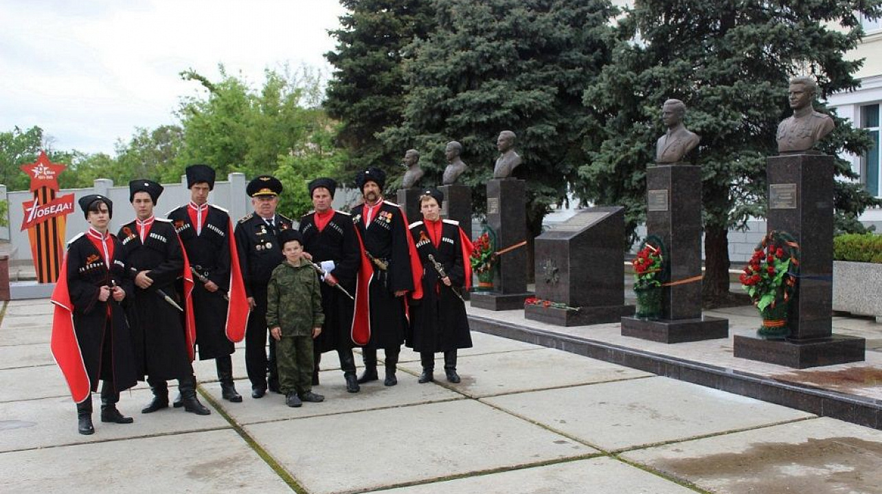 Краснодар_ЗВО_возложение_76_лет_Победы (6).jpg