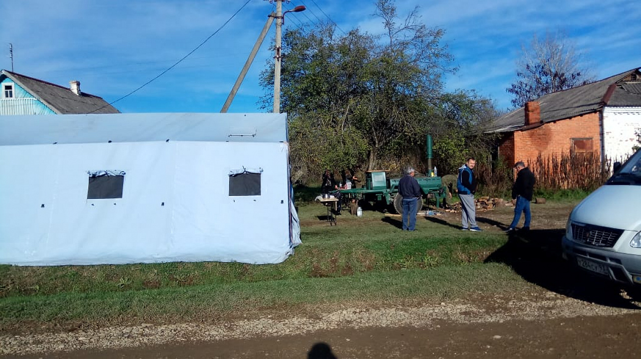 Казаки станицы Старокорсунской приняли участие в ликвидации послед-ствий стихии