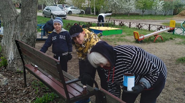 В хуторе Ленина состоялись субботники в рамках двухмесячника по наведению санитарного порядка, объявленного в Краснодаре