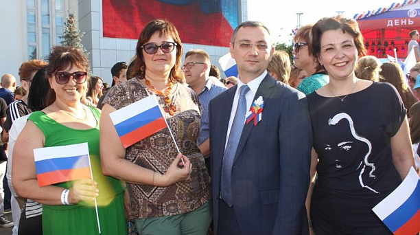 Жители Центрального округа приняли участие в праздновании Дня России