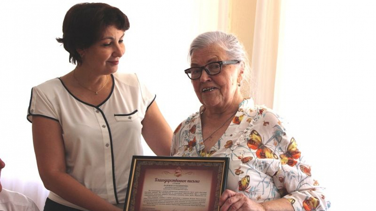 Глава Центрального округа Елена Малова провела торжественный прием ветеранов ВОВ