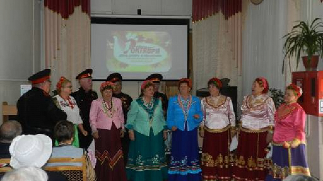 В Западном округе отметили День пожилого человека