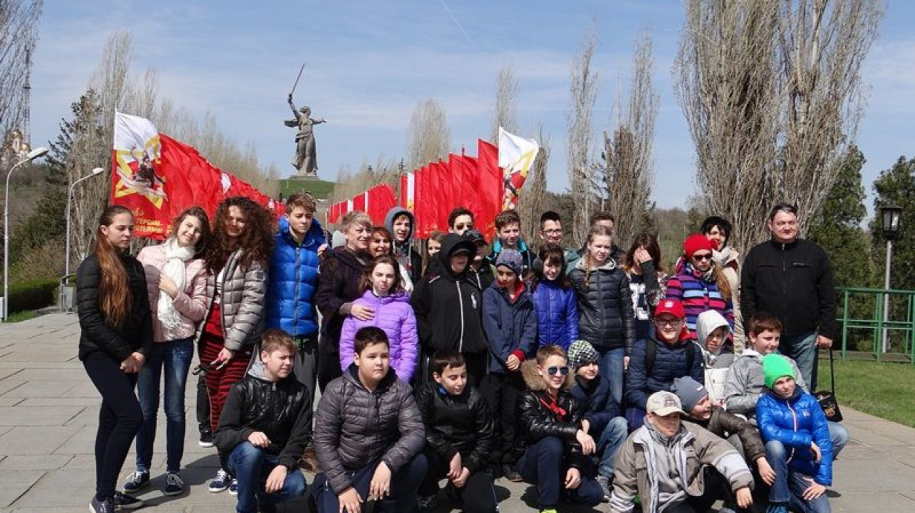 Тимуровцы гимназии № 92 побывали в Сталинграде