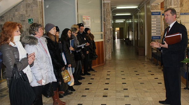 Семьи, оказавшиеся в трудной жизненной ситуации, взяты под особый контроль