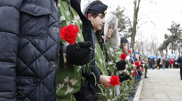 В станице Старокорсунской Краснодара прошло перезахоронение останков солдат Великой Отечественной войны