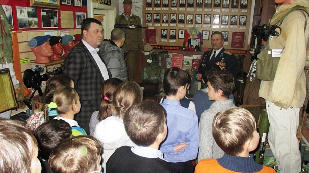 Учащиеся школы №16 стали участниками внеклассного урока истории в музее афганцев