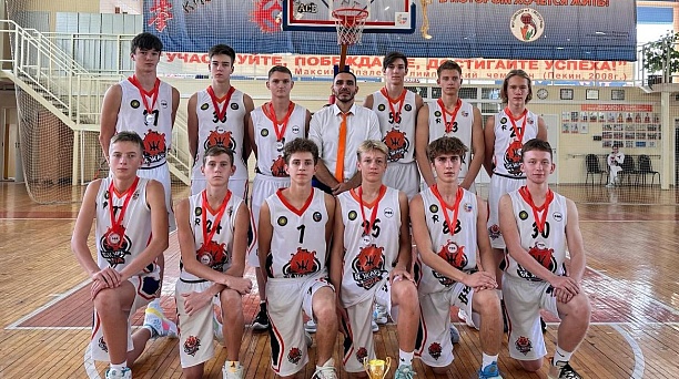 В Волгограде завершилось первенство ЮФО по баскетболу 