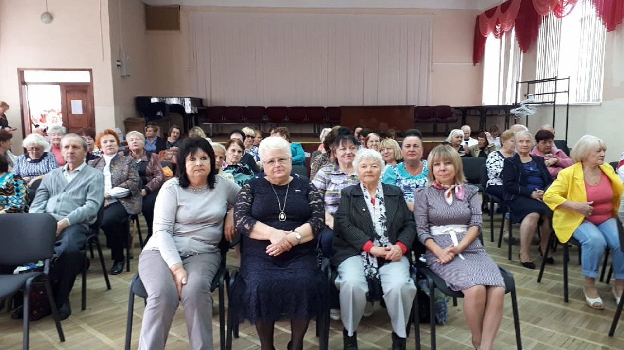 PHOTO-2019-10-01-15-44-49 (2).jpg