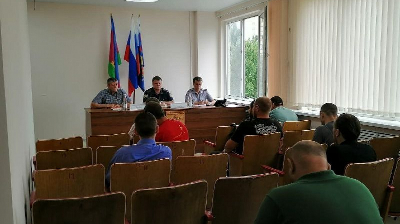 В Западном округе прошло очередное выездное заседание комиссии по профилактике правонарушений_.jpg