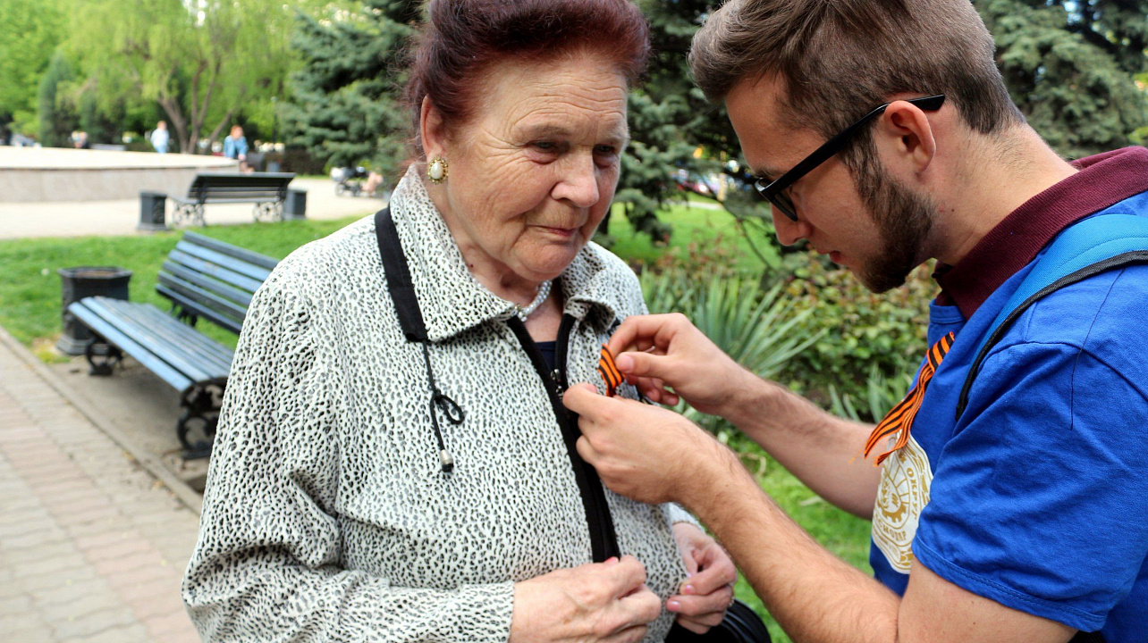 В Прикубанском округе стартовала акция «Георгиевская ленточка»