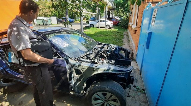 В Западном округе проводится комплекс мероприятий по уборке брошенных собственниками транспортных средств