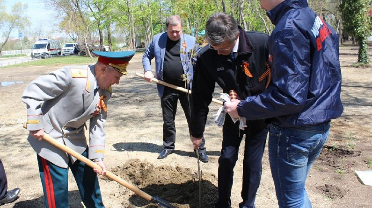 Ветераны Центрального округа приняли участие в акции «Зелёная волна»