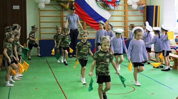 В детском саду № 115  Западного округа прошла военно-спортивная игра "Зарничка"