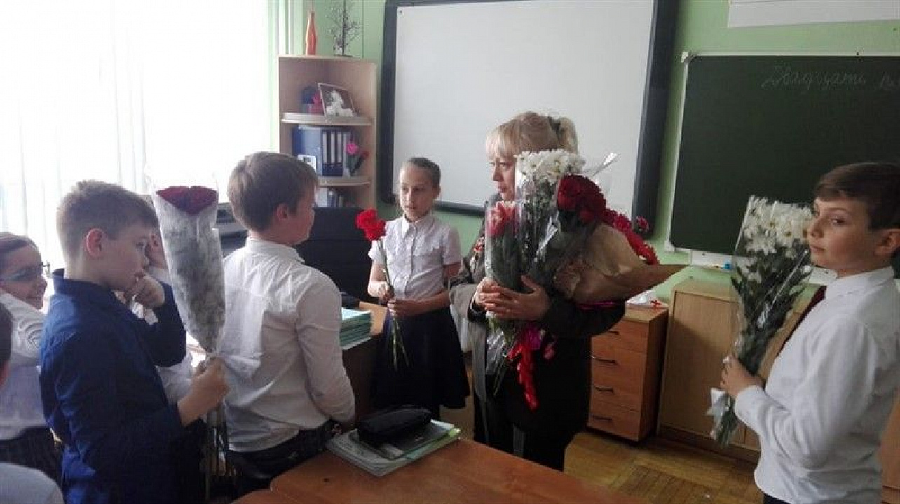 «Боевое Имя Краснодара»: Людмила Казанкова провела урок мужества в школе №93.jpg