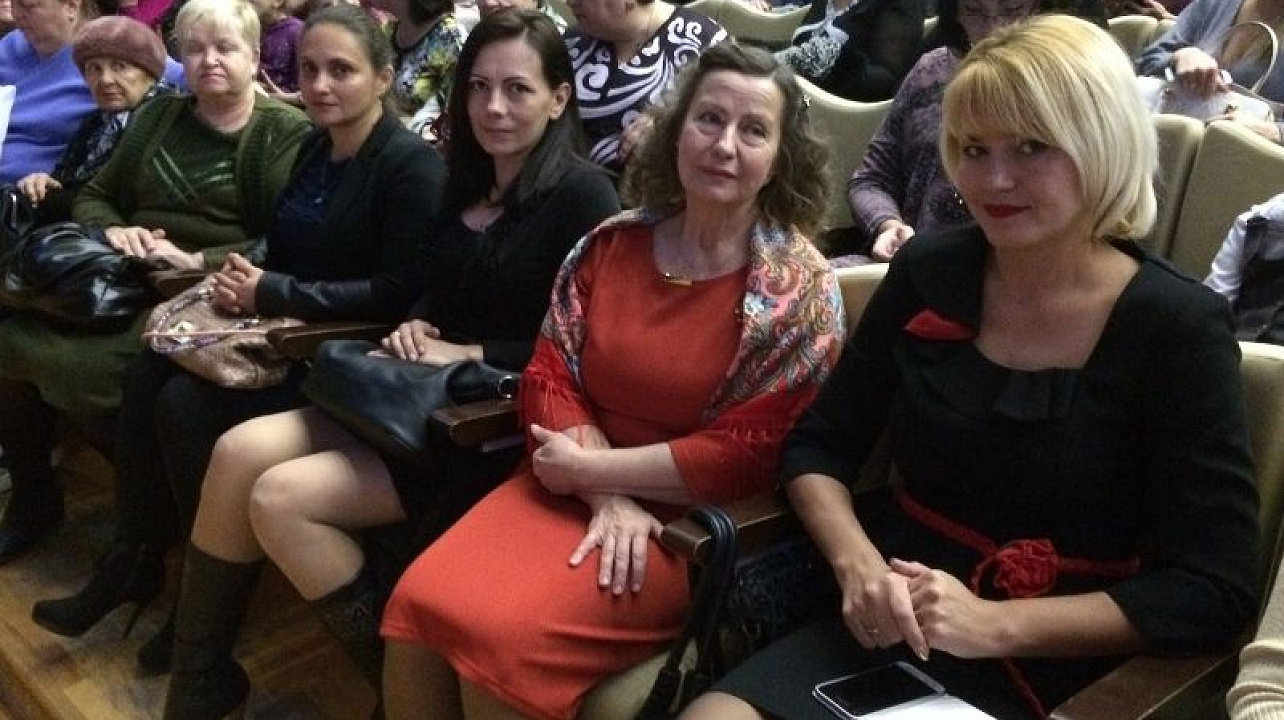 Жители Центрального округа приняли участие в городском праздничном мероприятии, посвященном Дню матери