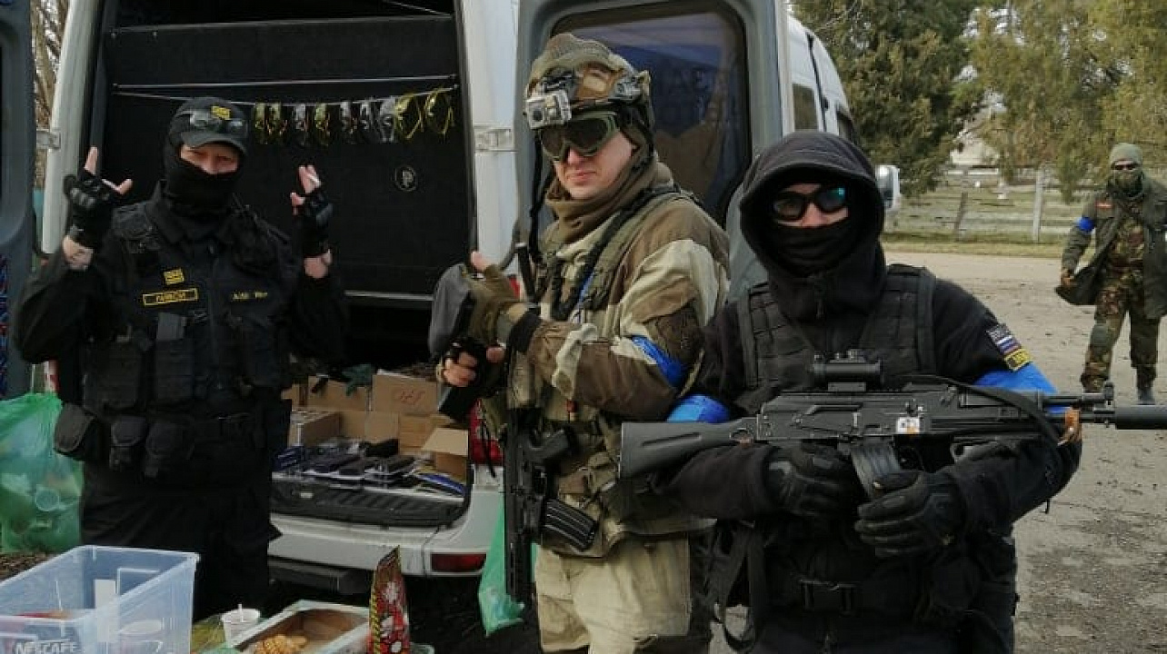 Ветераны "горячих точек" провели в парке учхоза "Кубань" страйкбольный турнир