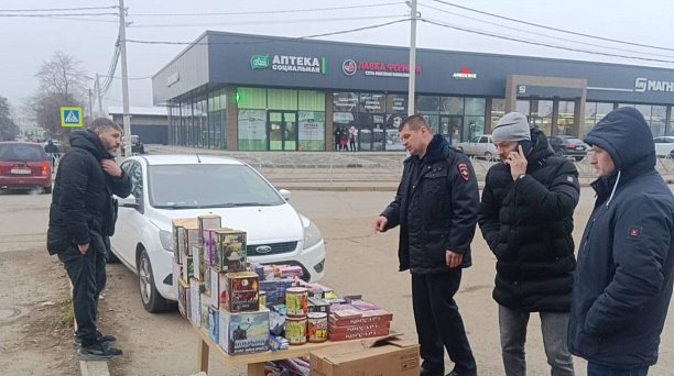 За две недели в Краснодаре выявили 59 незаконных точек торговли пиротехникой
