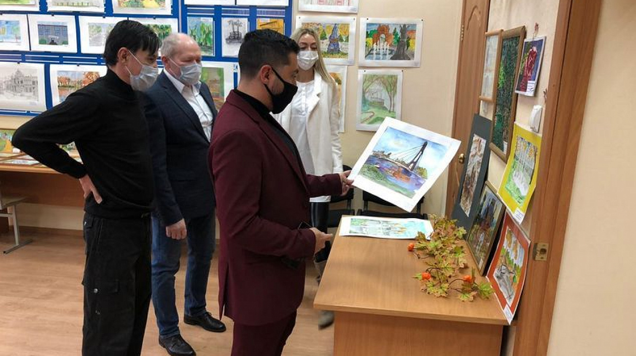 Шестьдесят победителей и призеров - в Центральном округе завершился конкурс рисунков