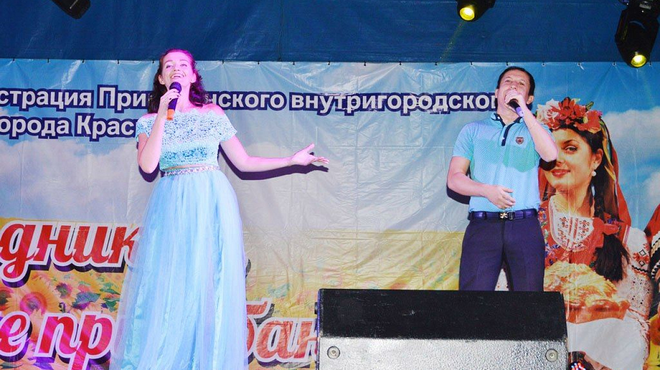 В сквере Фестивальном ко Дню города открыли отреставрированный фонтан