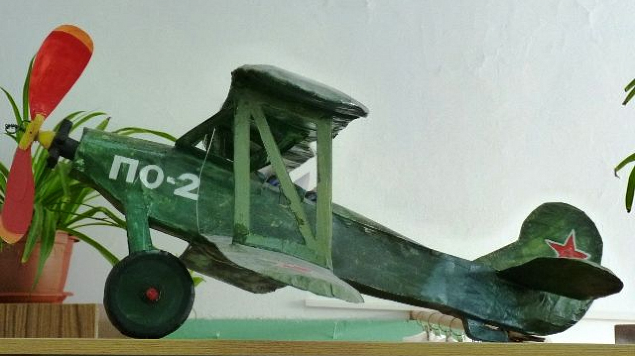 76 выставка военной техники.jpg