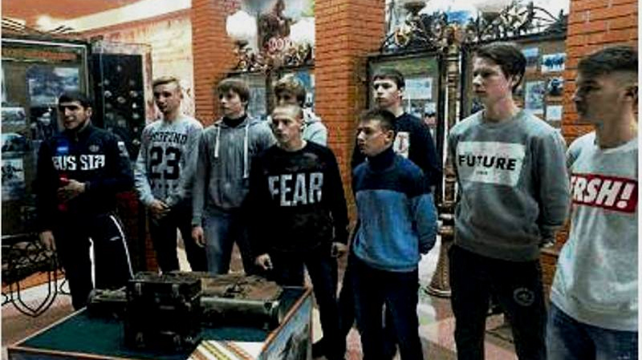 Студенты Центрального округа посетили Музей военной техники «Оружие Победы»